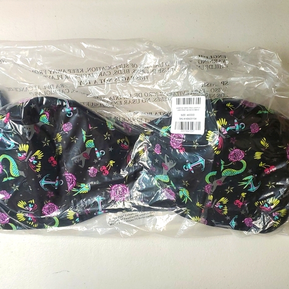 ❤️NWT VINTAGE TORRID MERMAID TATTOO WIRELESS BRA - BACK SMOOTHING LIGHTLY LINED - Picture 5 of 10